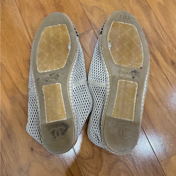 Chanel Mesh Logo Flats - Picture 8 of 9